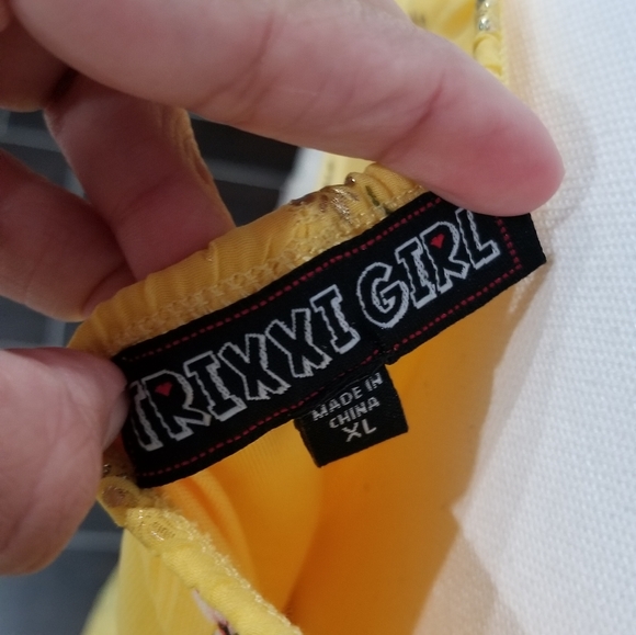 TRIXXI GIRL Floral Yellow Dress XL - Picture 3 of 3